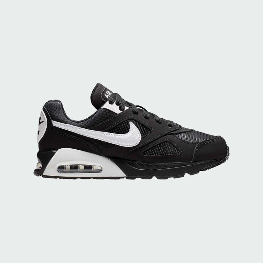 tradesports.co.uk Nike Juniors Air Max IVO 579995 011