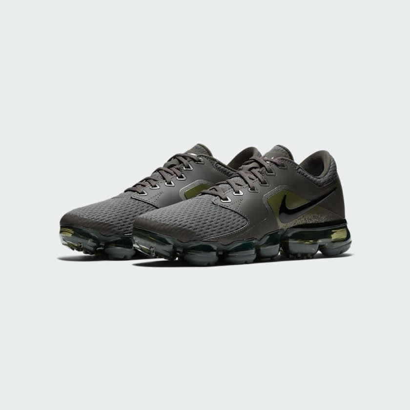 tradesports.co.uk Nike Juniors Air Vapormax 917963 012