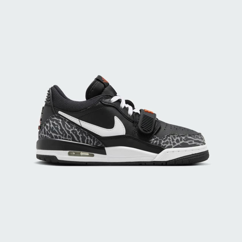 tradesports.co.uk Nike Juniors Legacy 312 Low CD9054 018