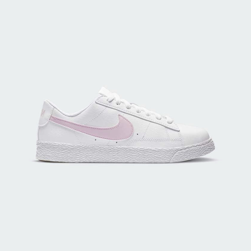 tradesports.co.uk Nike Blazer Low Juniors CZ7576 102
