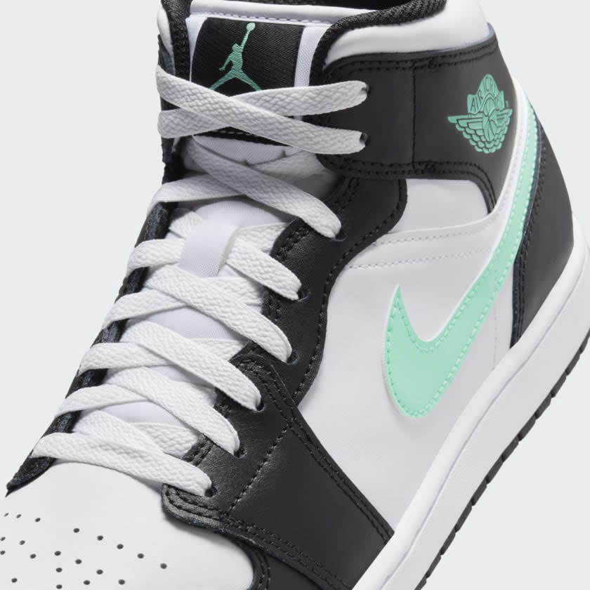 tradesports.co.uk Nike Men's Air Jordan 1 Mid DQ8426 103