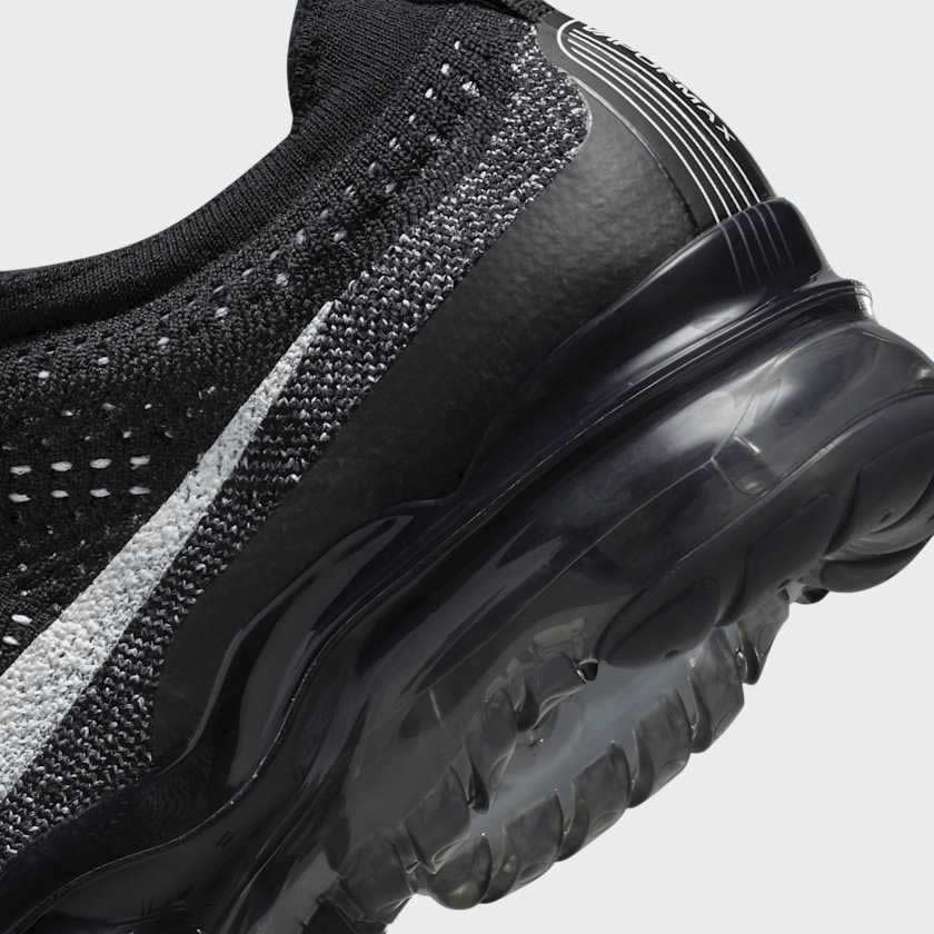 tradesports.co.uk Nike Men's Air Vapormax 2023 Flyknit DV1678 001