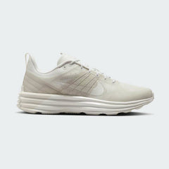 tradesports.co.uk Nike Men's Lunar Roam DV2440 100