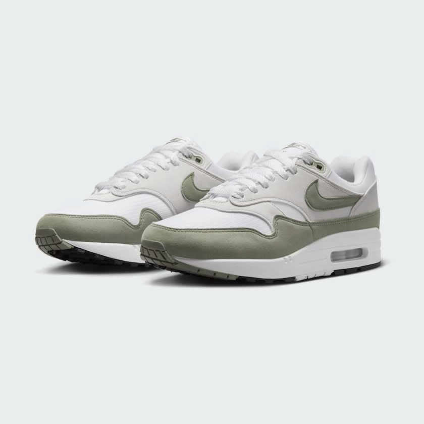 tradesports.co.uk Nike Women's Air Max 1 DZ2628 112