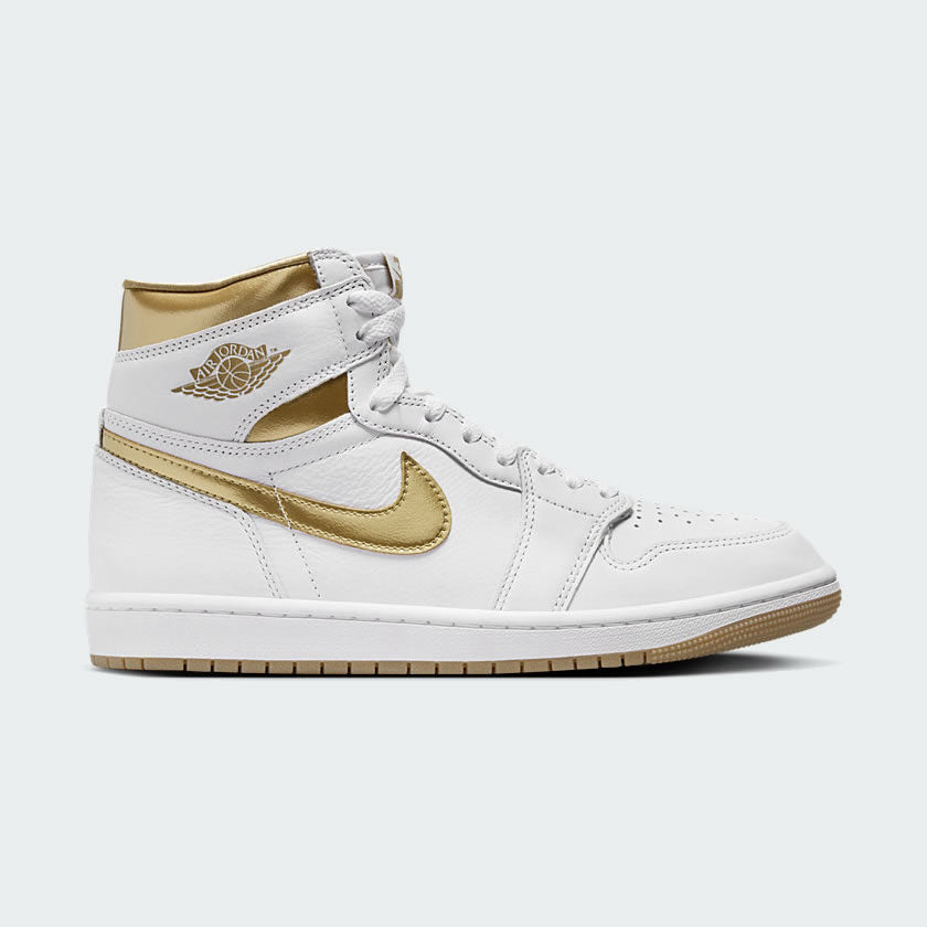 tradesports.co.uk Nike Women's Air Jordan 1 Retro Hi OG FD2596 107