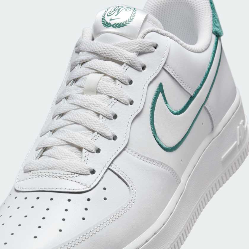 tradesports.co.uk Nike Men's Air Force 1 '07 LV8 FN8349 100