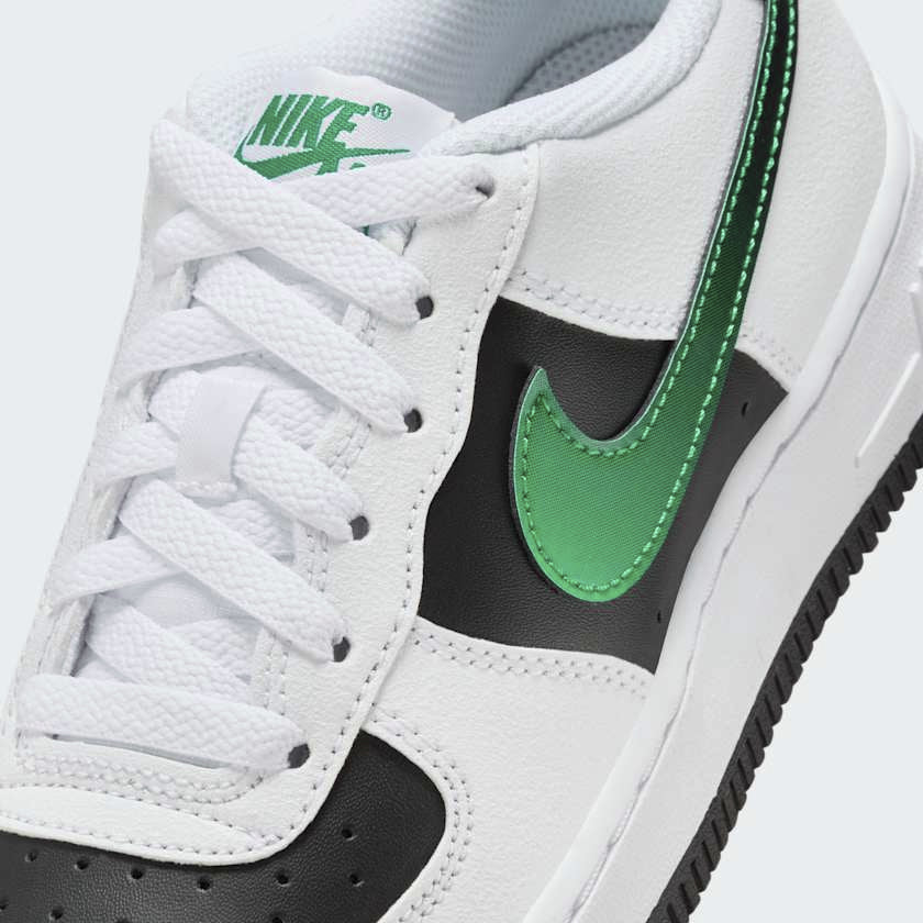 tradesports.co.uk Nike Juniors Air Force 1 FZ4353 100