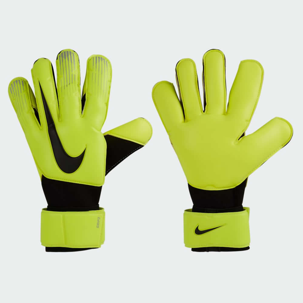 tradesports.co.uk Nike Adults Goalkeeper Gloves Grip3 GS0360 702