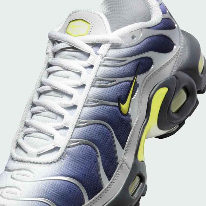 tradesports.co.uk Nike Juniors Air Max Plus Tn HF0030 001