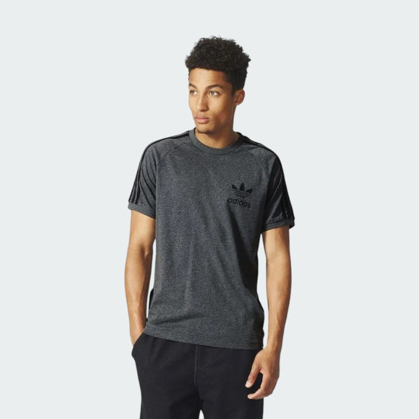 tradesports.co.uk Adidas California T-Shirts Men's AP9020