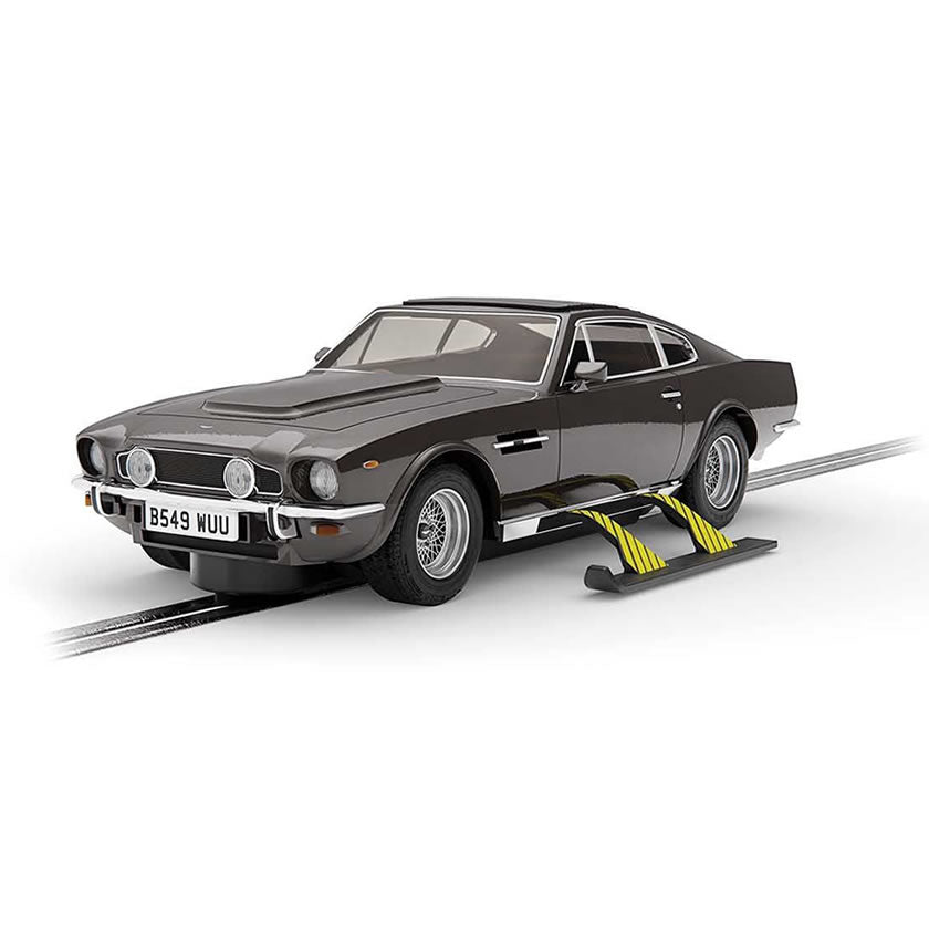 tradesports.co.uk Scalextric James Bond Aston Martin V8